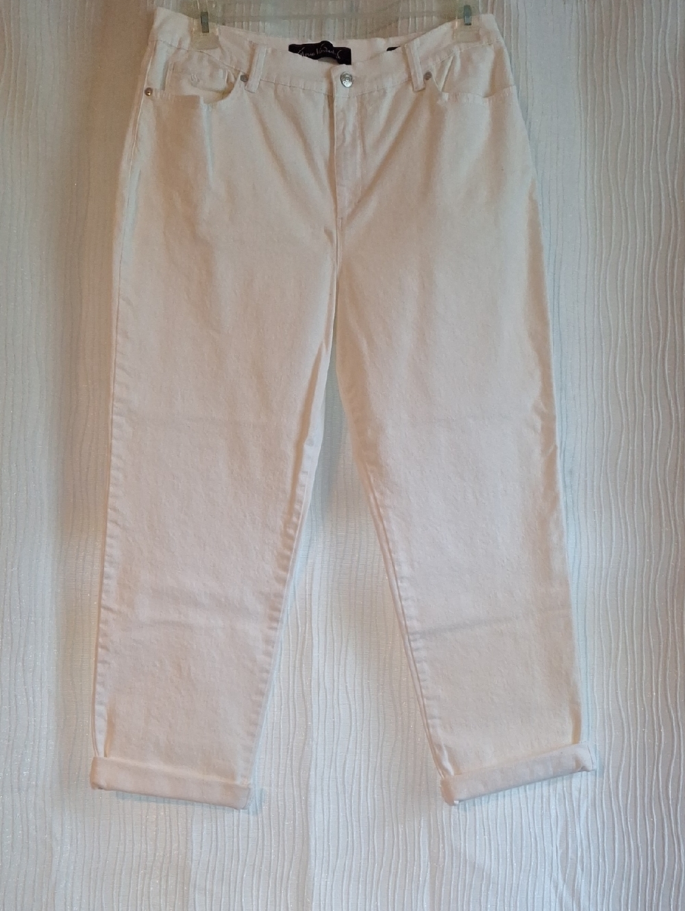 Gloria Vanderbilt White Straight-Leg Jeans